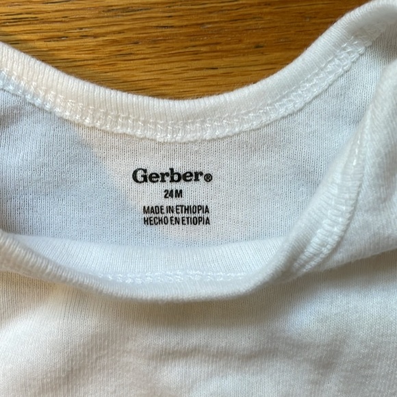 Disney onesie / Gerber 24 month onesie - Picture 3 of 3